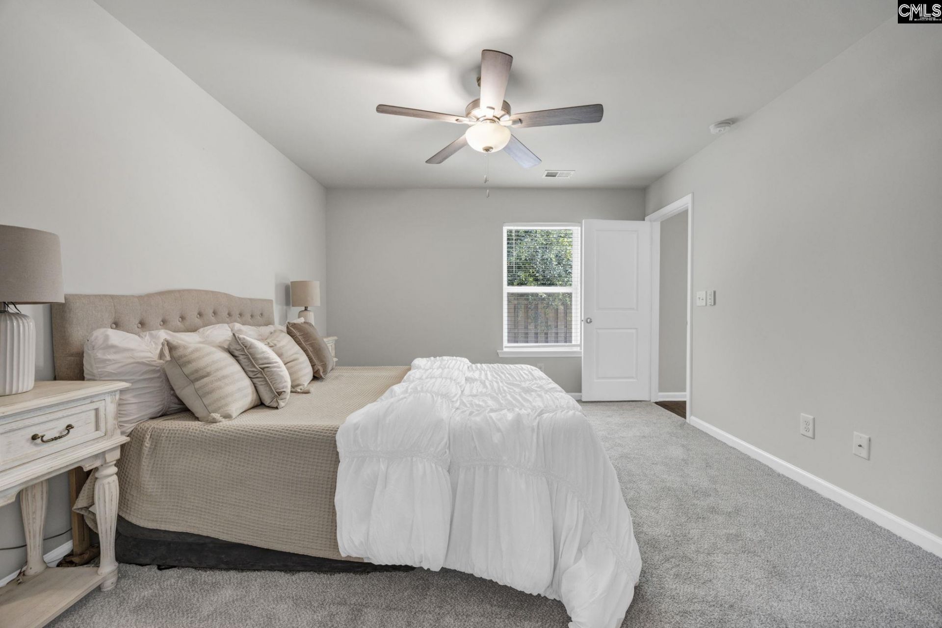 405 Staffordshire Way  Photo 19