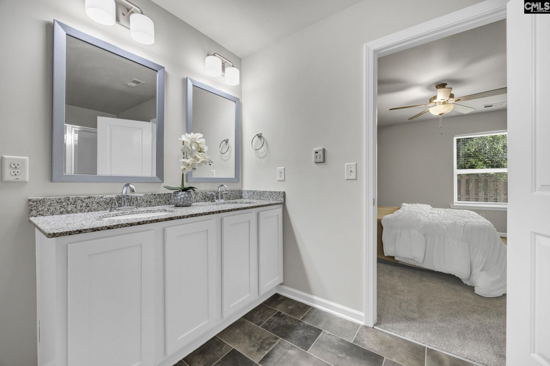 405 Staffordshire Way  Photo 20