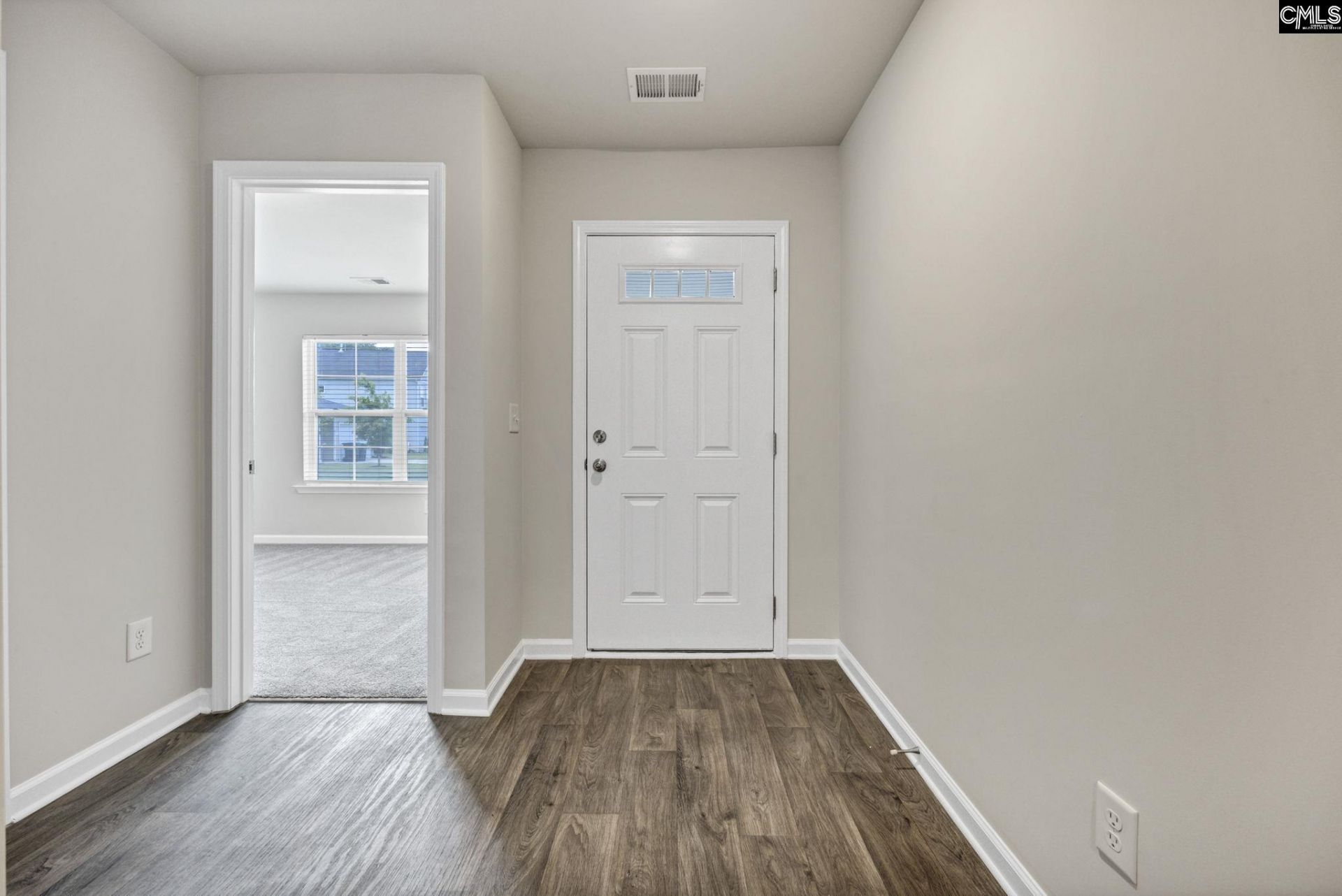 405 Staffordshire Way  Photo 4