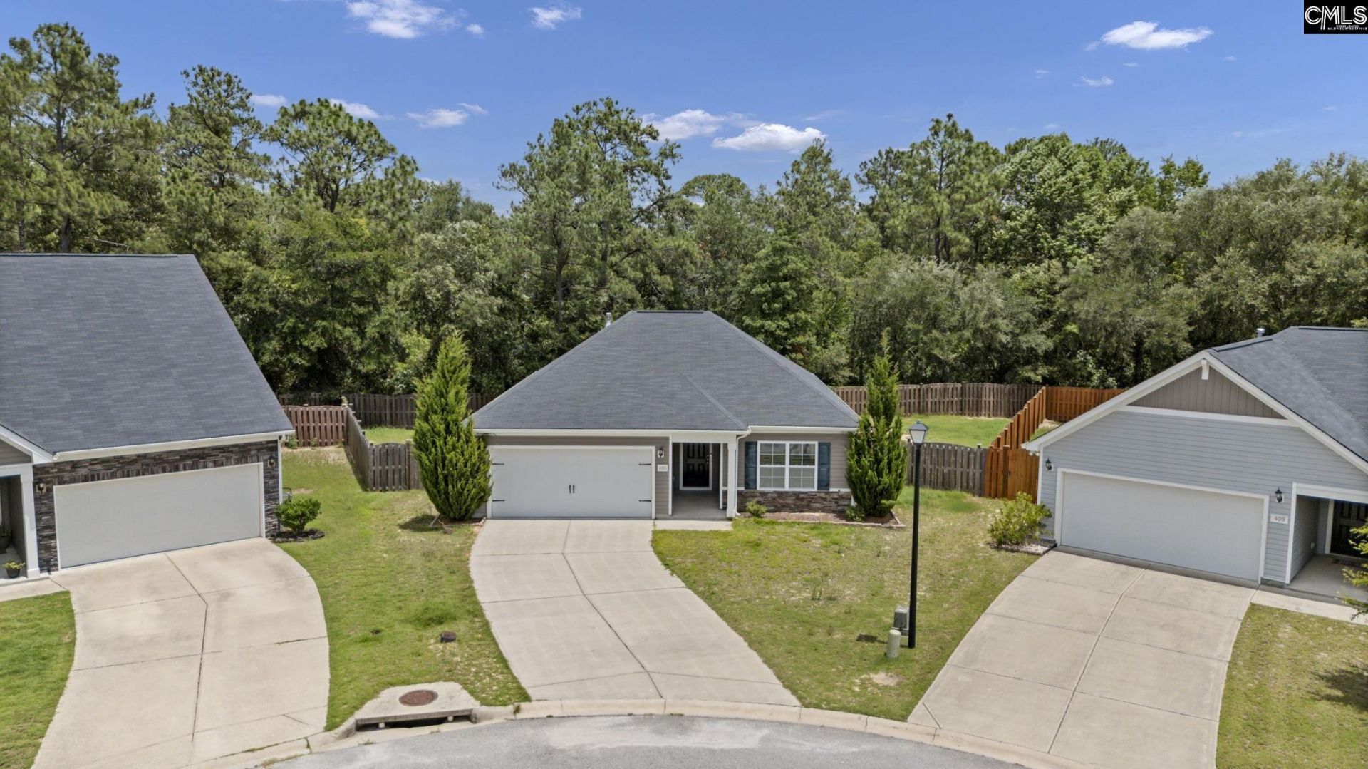 405 Staffordshire Way  Photo 40
