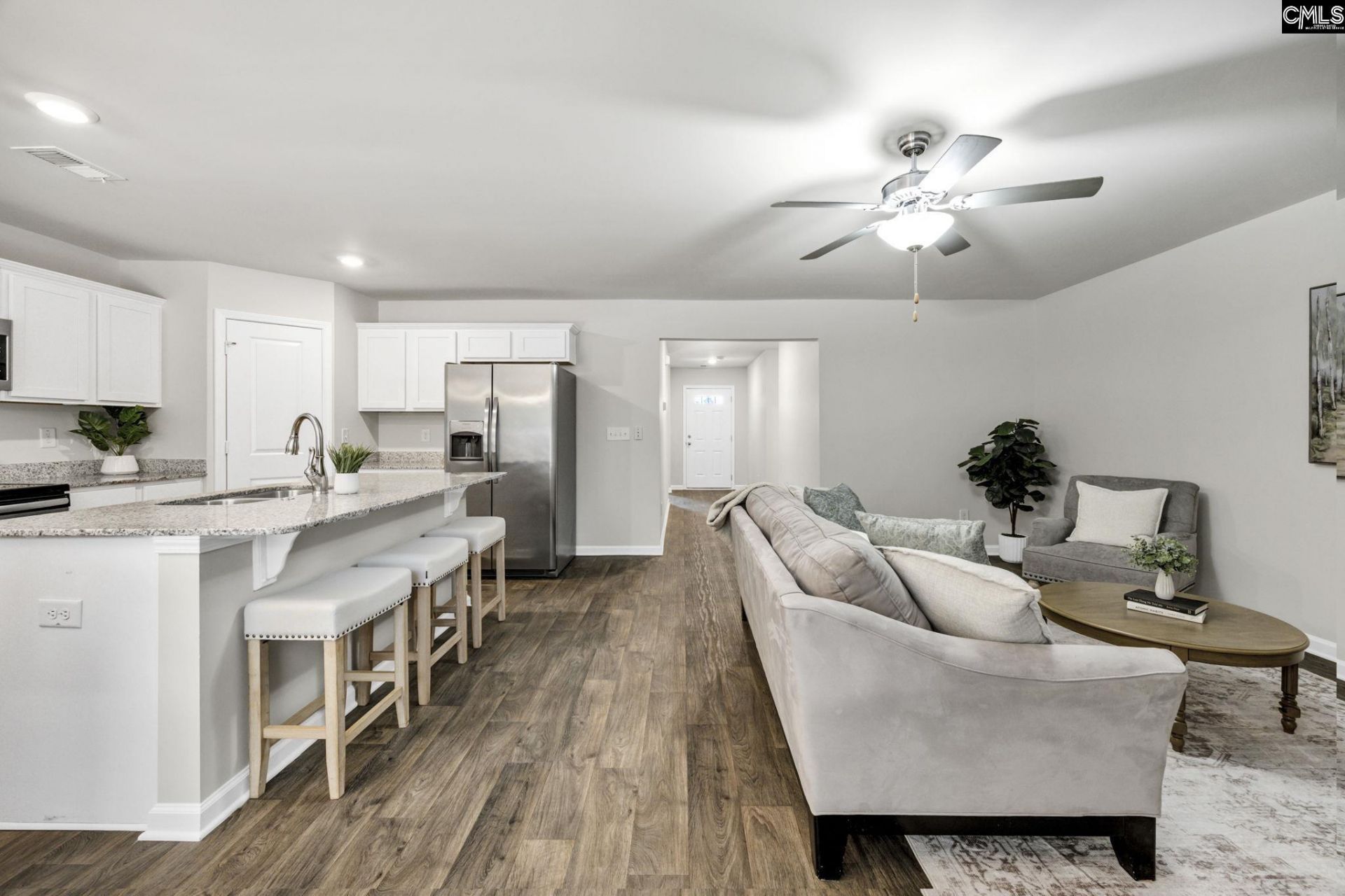405 Staffordshire Way  Photo 9