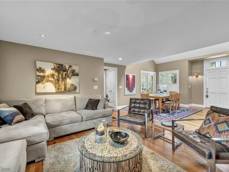 385 Longbeach, Bay Village, OH 44140 Photo 11