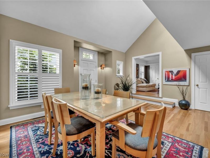 385 Longbeach, Bay Village, OH 44140 Photo 14