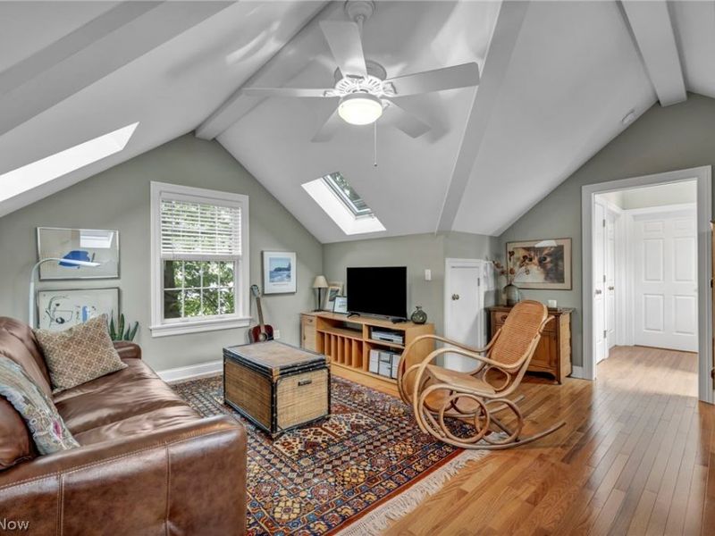 385 Longbeach, Bay Village, OH 44140 Photo 24