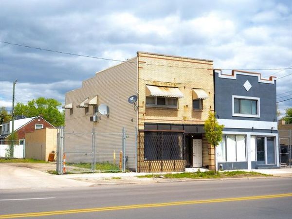 19510 W Warren Avenue , Detroit, MI 48228