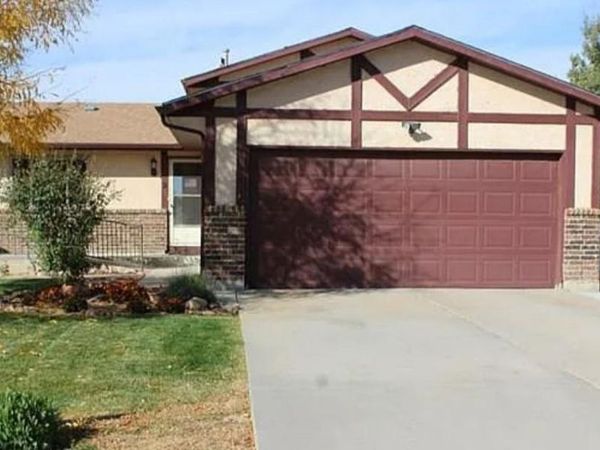 2 Bitterweed Court , Pueblo, CO 81001