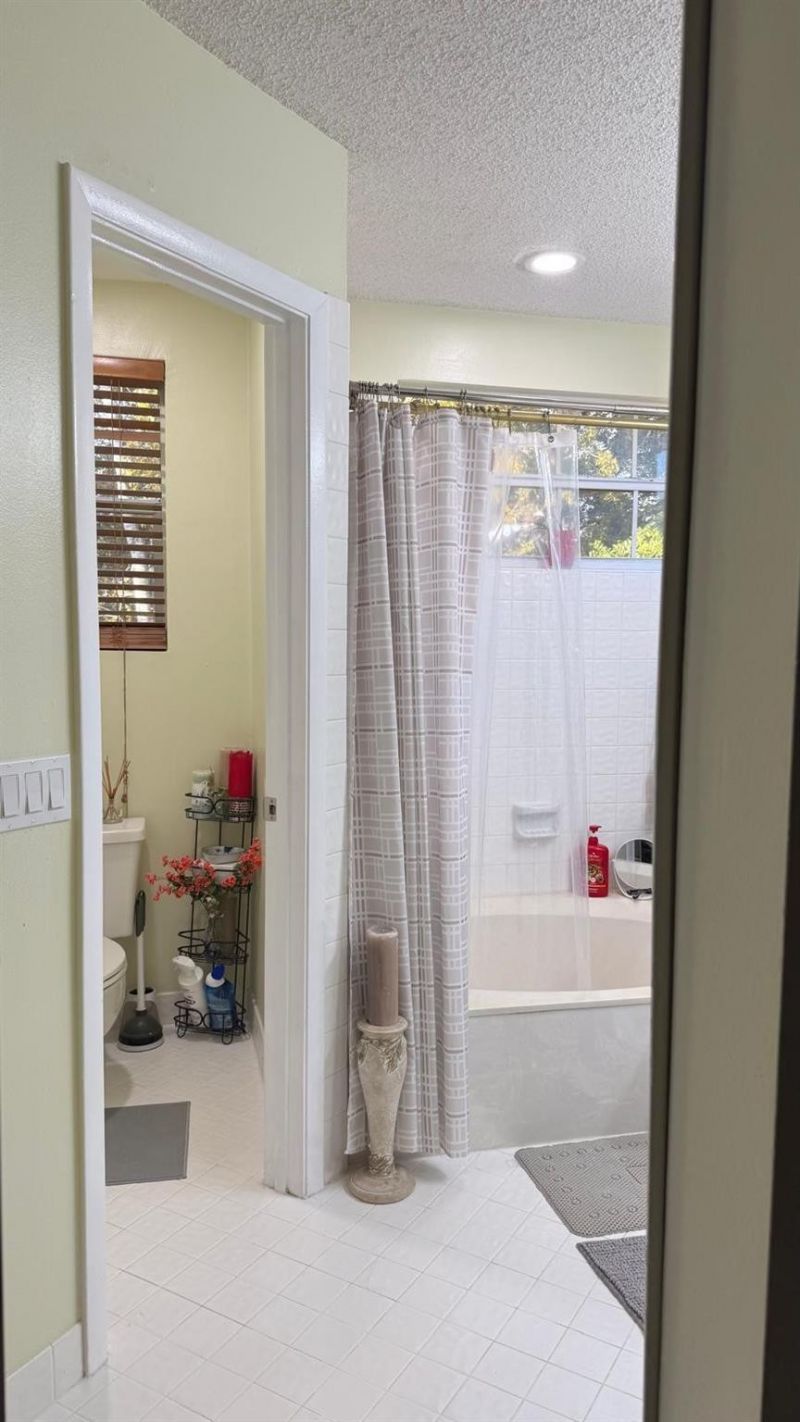 593 Bedford Avenue, Weston, FL 33326 Photo