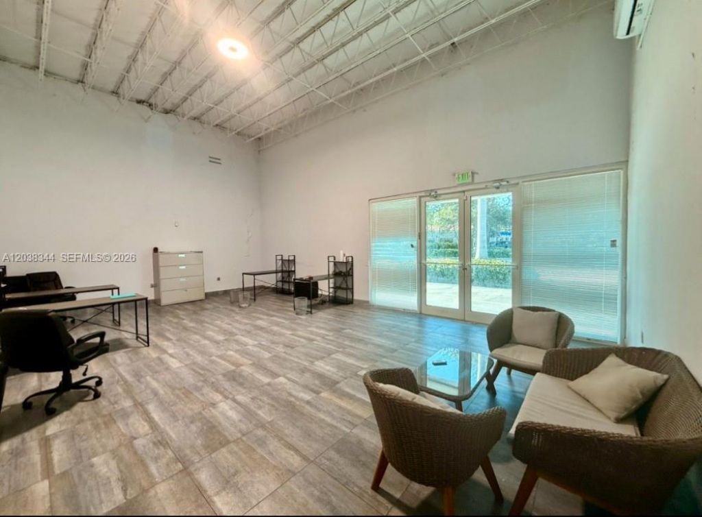 6236 Miramar Pkwy, Miramar, FL 33023 Photo