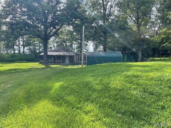26521 Old Railroad Street , Tamms, IL 62988