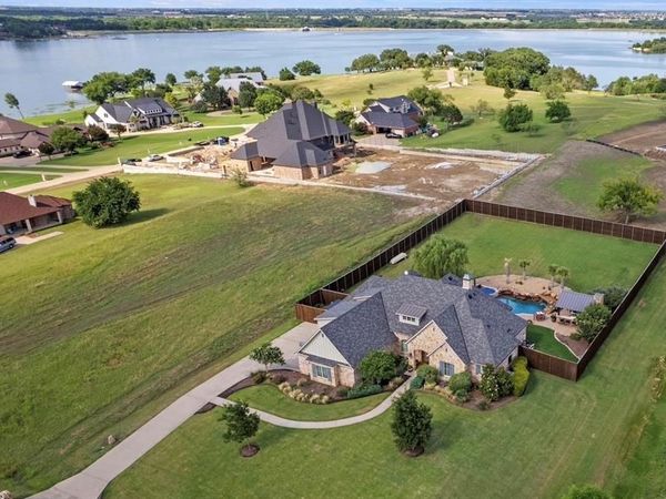 103 Eagle Point Drive, Waxahachie, TX 75165