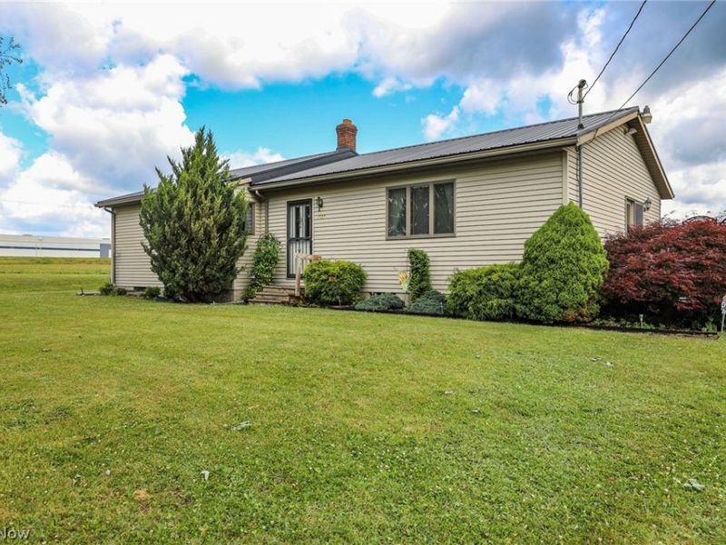 4527 Streeter Road, Garrettsville, OH 44255 Photo 2