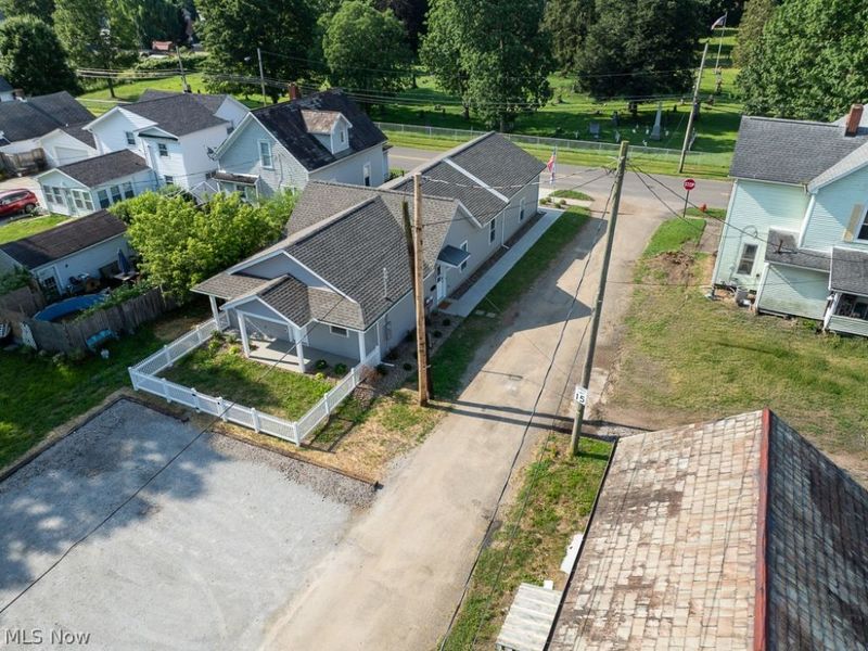 347 Ray Avenue NE, New Philadelphia, OH 44663 Photo 27