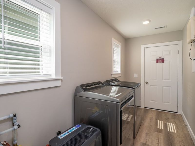 347 Ray Avenue NE, New Philadelphia, OH 44663 Photo 8