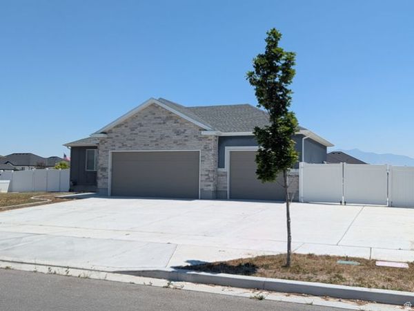 171 S MUSTANG RD E, Grantsville, UT 84029