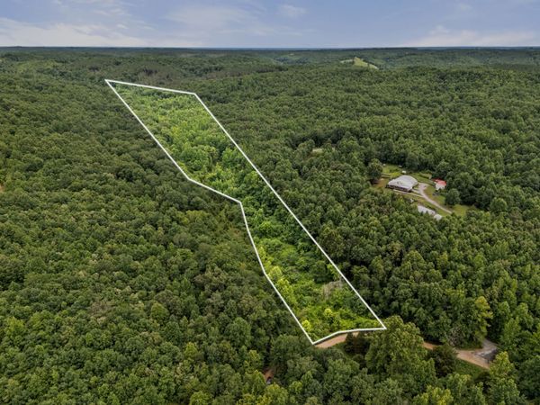 0 Rockhouse Rd , Linden, TN 37096