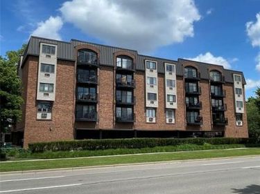 35300 Woodward Avenue, Birmingham, MI 48009