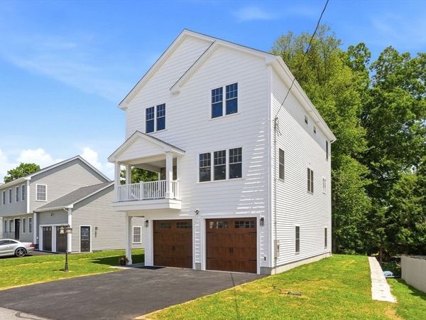 36 Colonial Rd., Webster, MA 01570