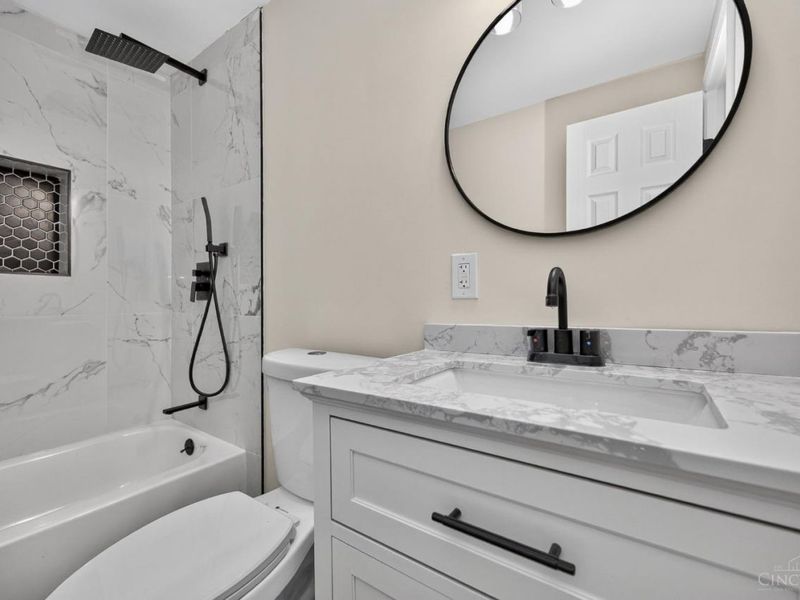 9380 Jericho Drive, Colerain Township, OH 45231 Photo 32