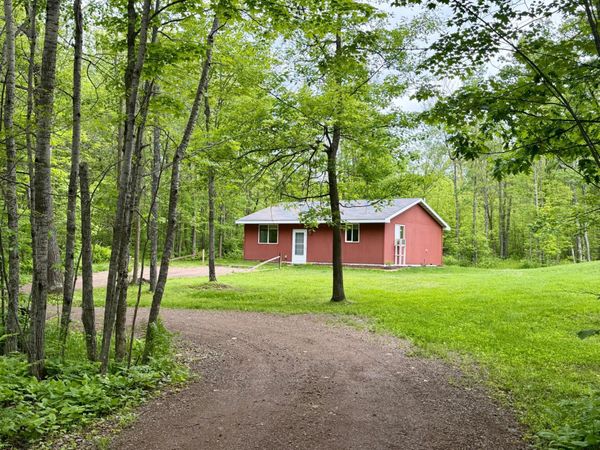 3799 County Road 132 , Kettle River, MN 55757