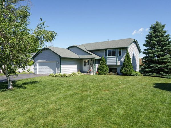 10718 58th Street NE, Albertville, MN 55301