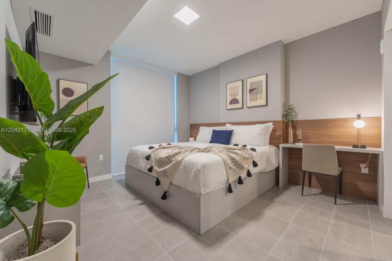 227 NE 2nd St , Unit 3104, Miami, FL 33132 Photo