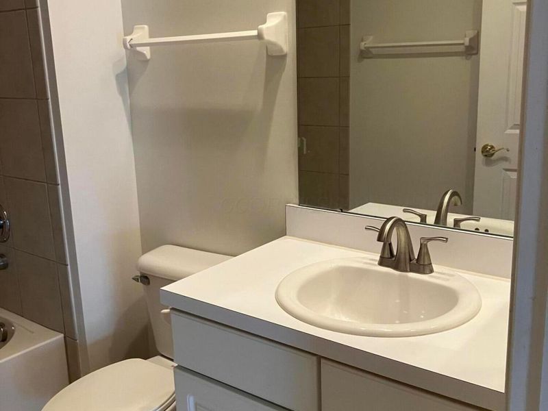 2245 Riverside Drive , Unit 403, Columbus, OH 43221 Photo 18