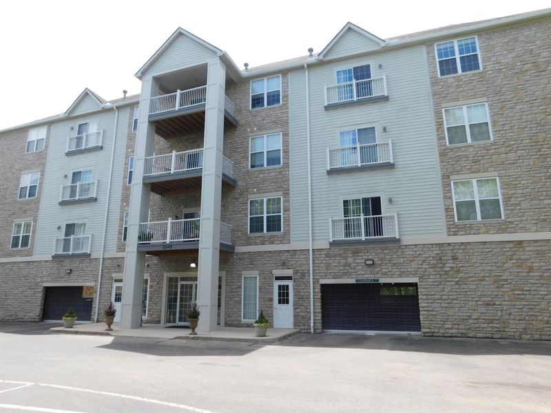 2245 Riverside Drive , Unit 403, Columbus, OH 43221 Photo 2