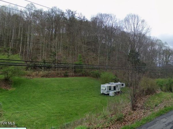 568 D Droke Road, Piney Flats, TN 37686
