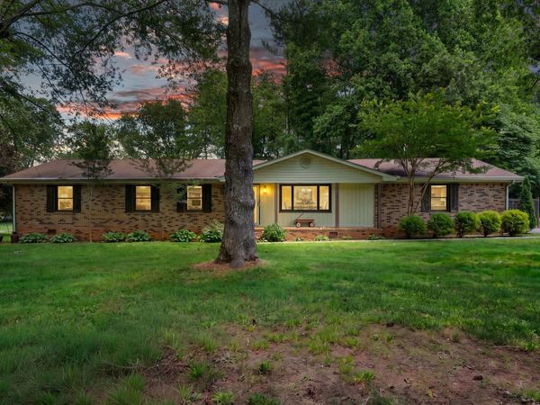 3524 Castlewood Ct, Murfreesboro, TN 37128