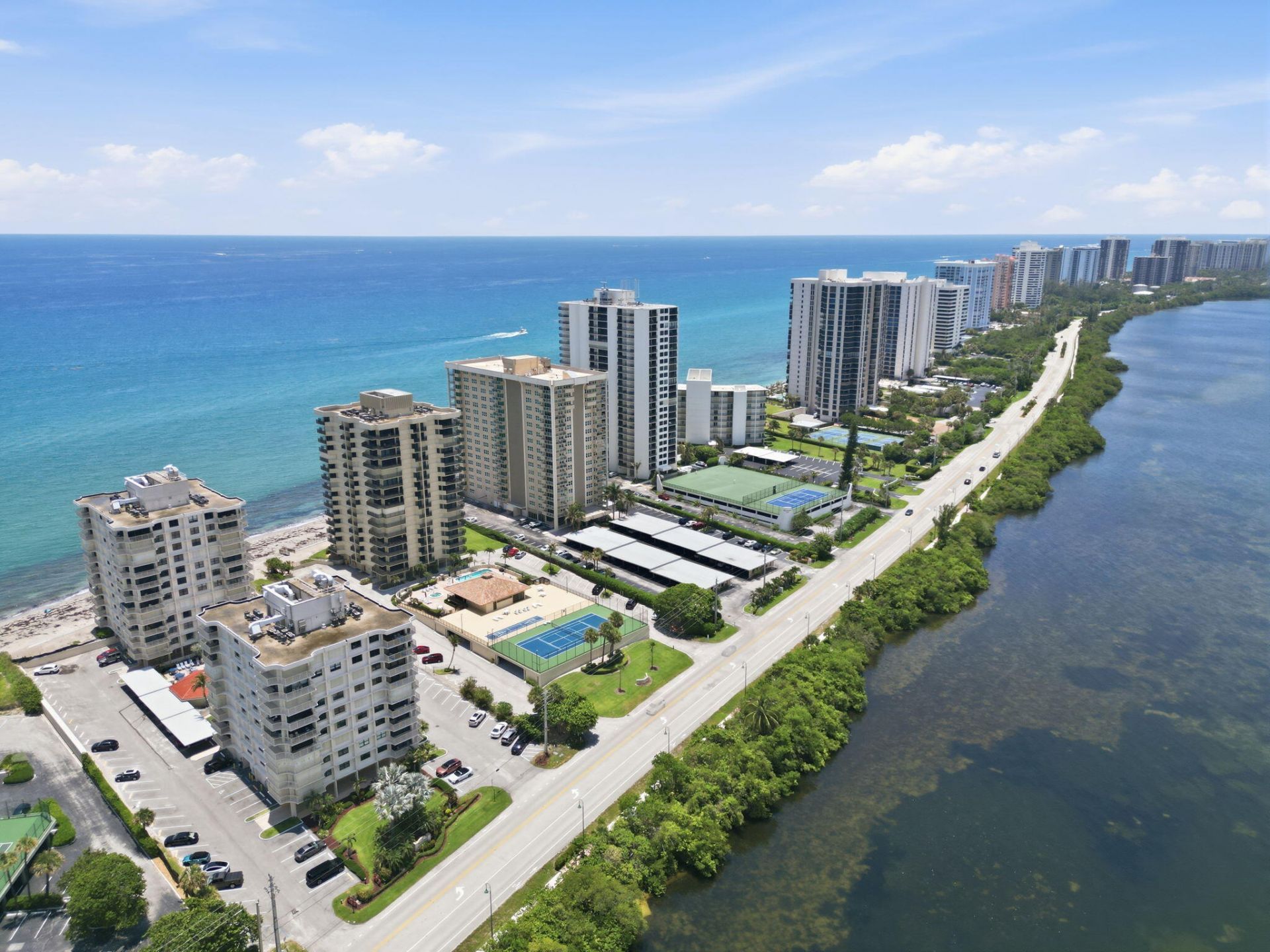 5460 N Ocean Drive, Unit 6a, Riviera Beach, FL 33404 Photo