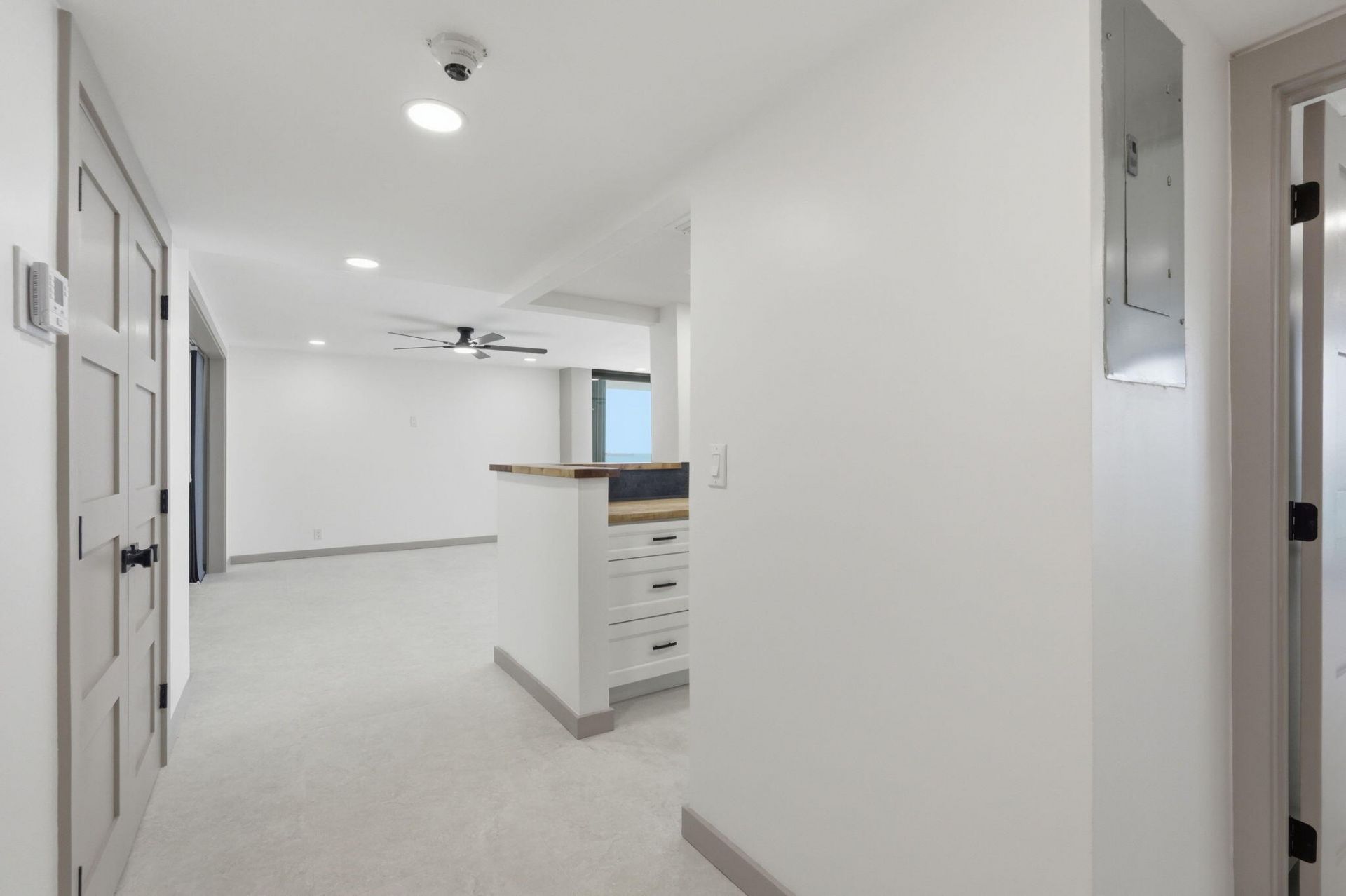 5460 N Ocean Drive, Unit 6a, Riviera Beach, FL 33404 Photo