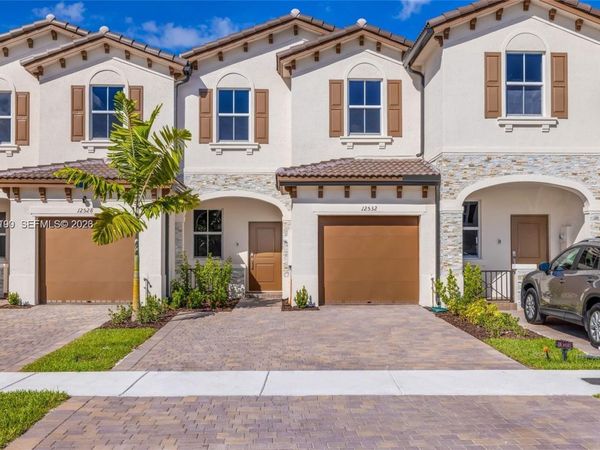 12532 NW 23rd Pl , Miami, FL 33167
