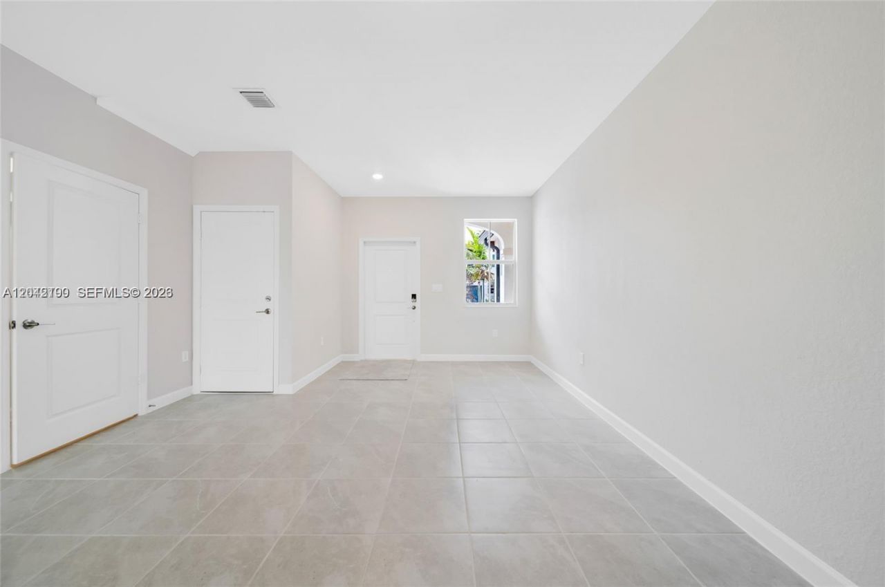 12532 NW 23rd Pl , Miami, FL 33167 Photo