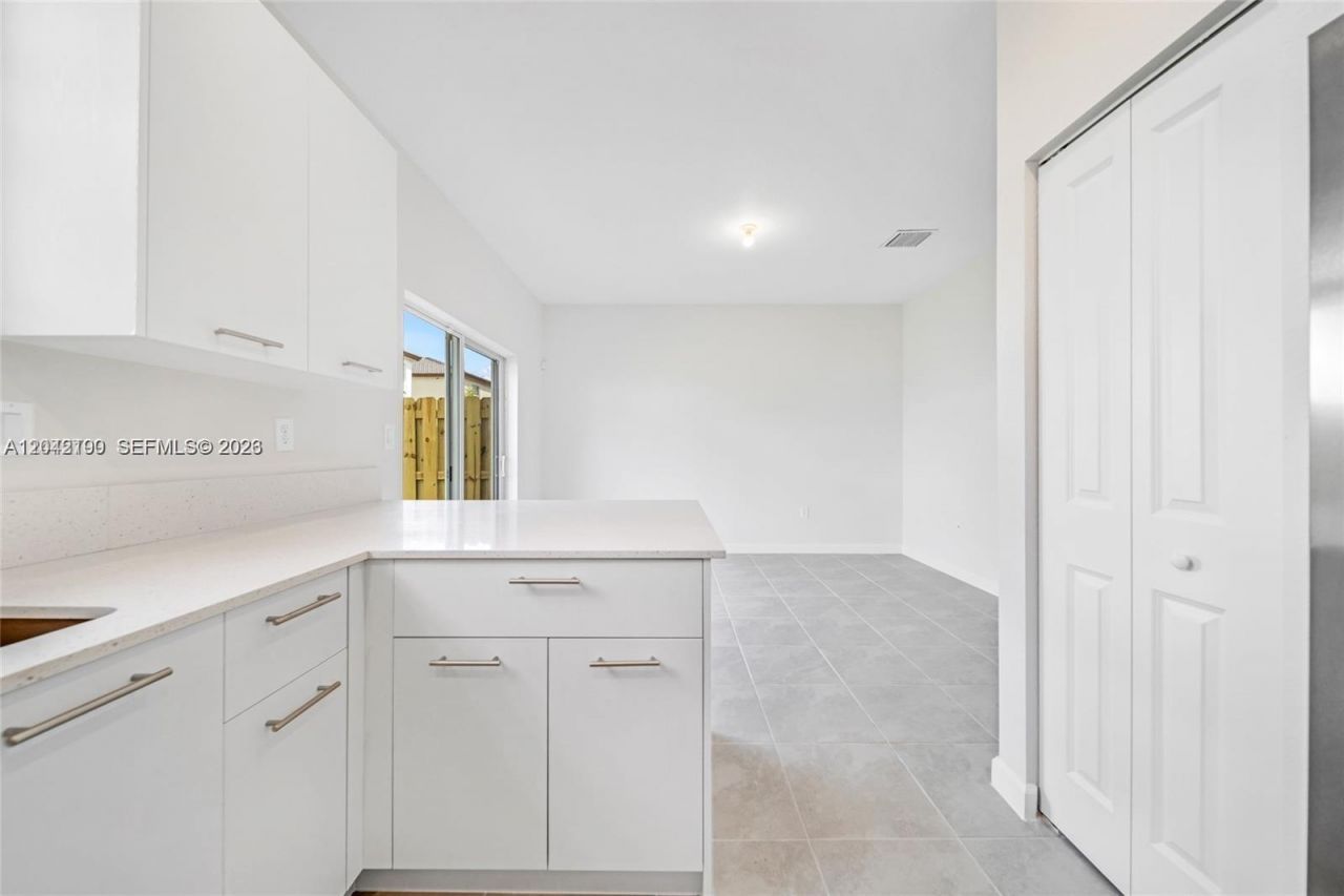 12532 NW 23rd Pl , Miami, FL 33167 Photo