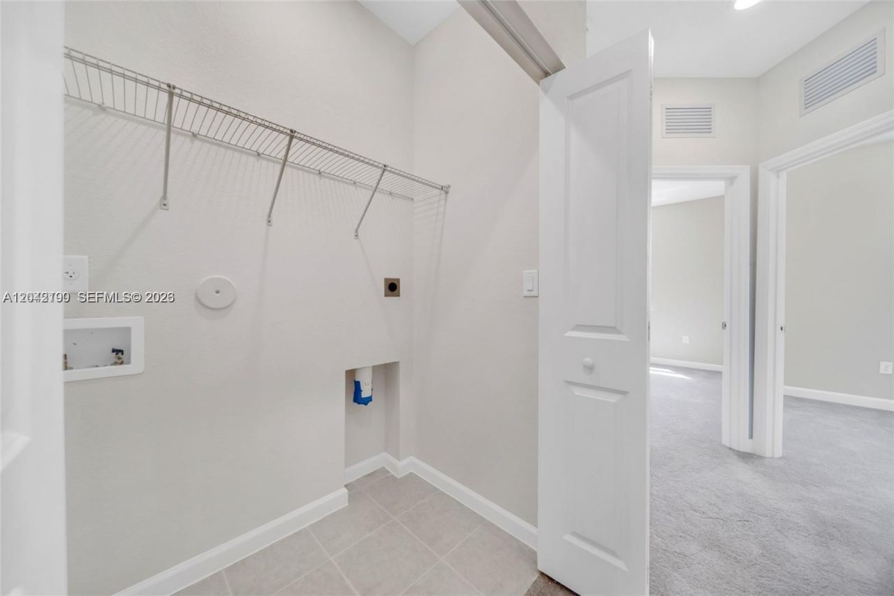 12532 NW 23rd Pl , Miami, FL 33167 Photo