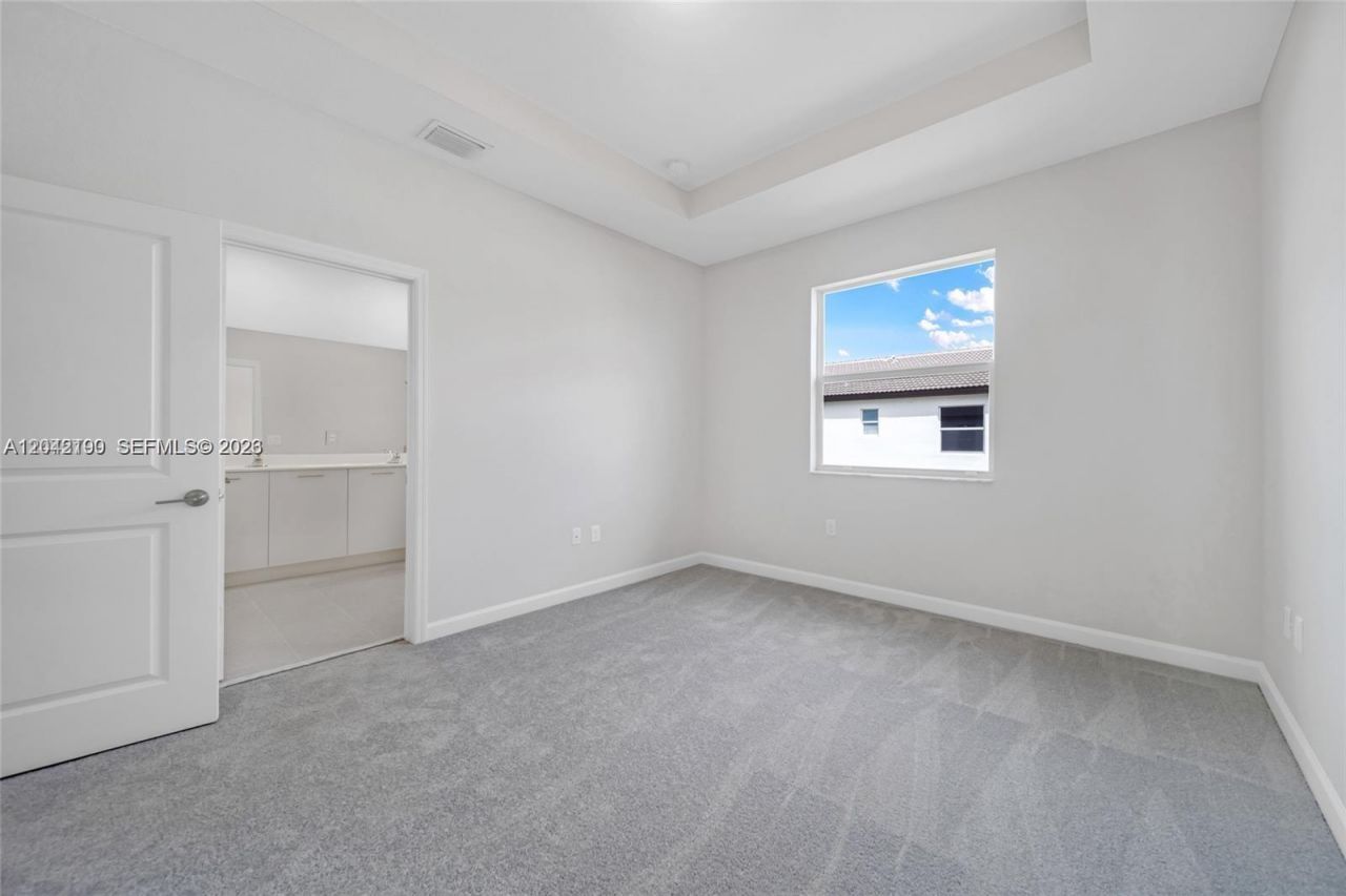 12532 NW 23rd Pl , Miami, FL 33167 Photo