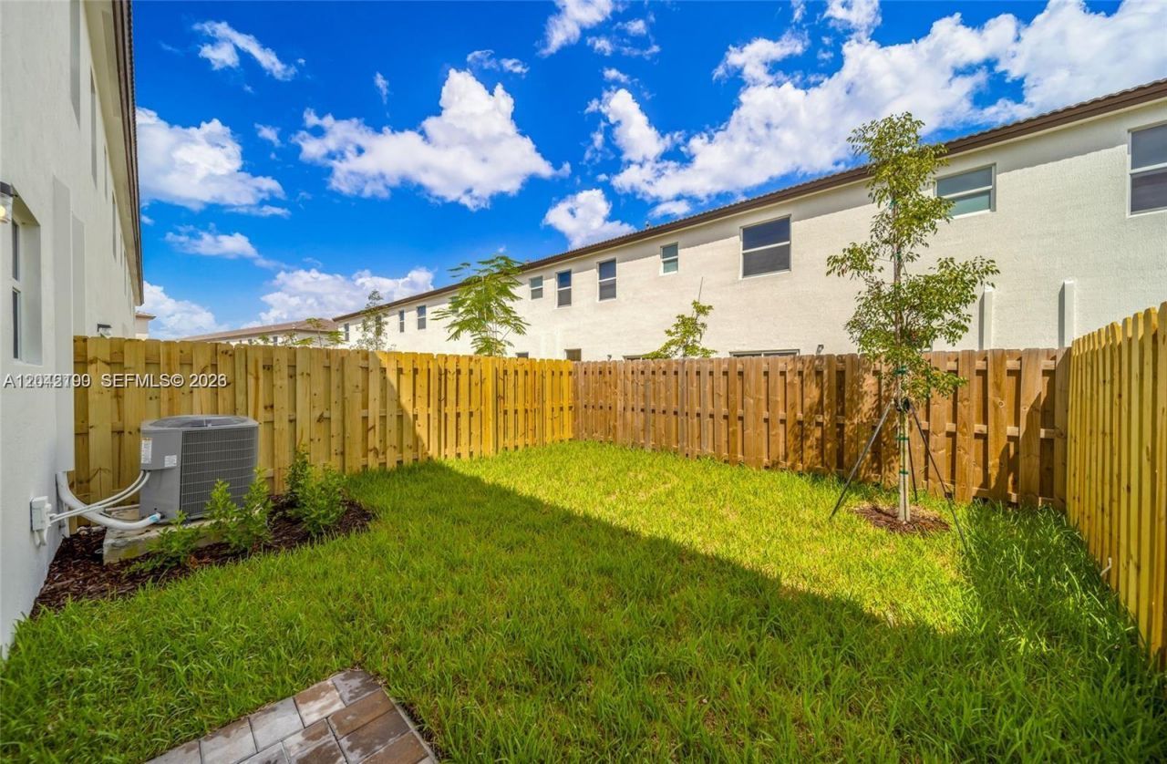 12532 NW 23rd Pl , Miami, FL 33167 Photo
