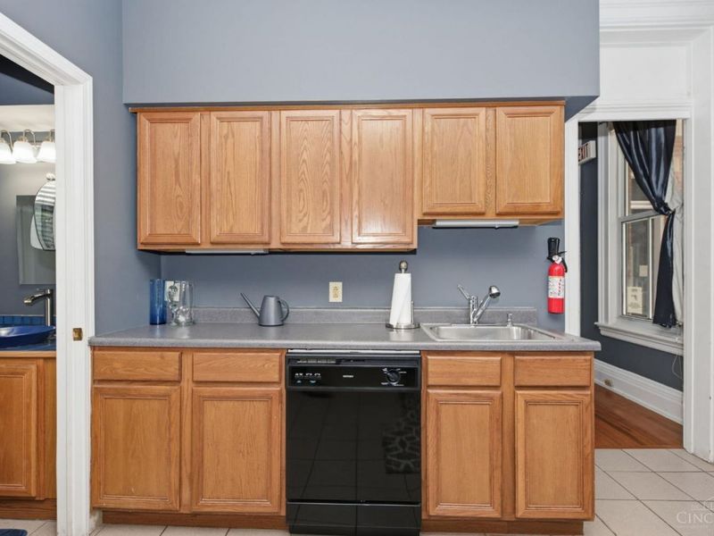 5545 Madison Road, Cincinnati, OH 45227 Photo 20