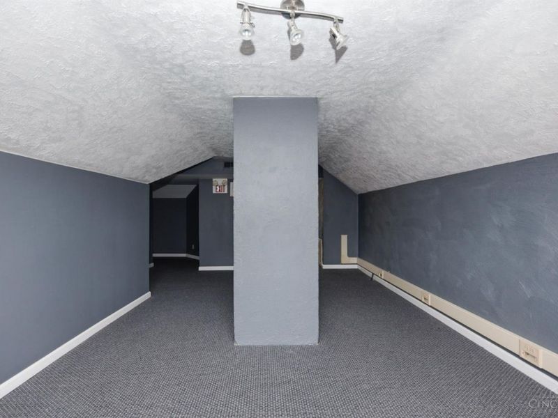 5545 Madison Road, Cincinnati, OH 45227 Photo 33