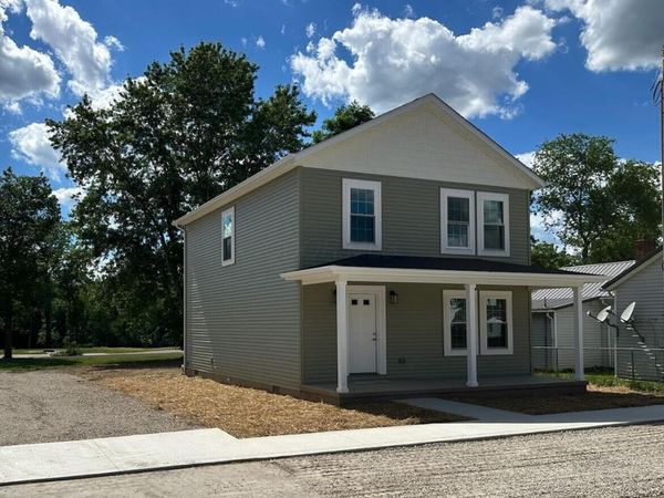 35 N Redding Street, Tarlton, OH 43156