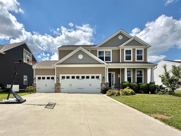 283 Mahogany Lane , Commercial Point, OH 43116
