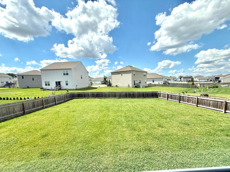 283 Mahogany Lane, Commercial Point, OH 43116 Photo 2