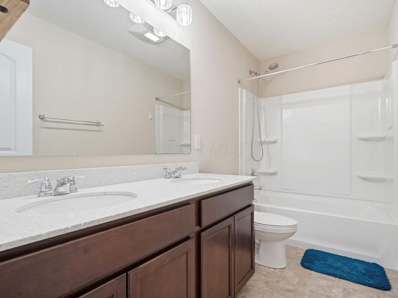 283 Mahogany Lane, Commercial Point, OH 43116 Photo 31