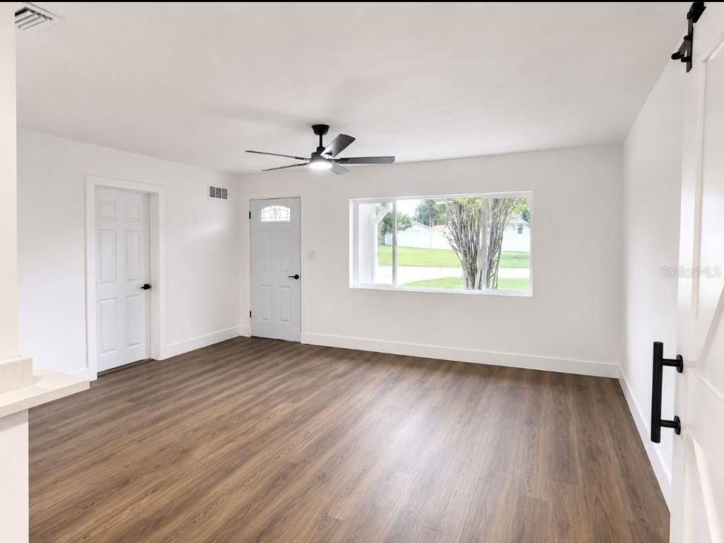 8 Flamevine Lane , Debary, FL 32713 Photo
