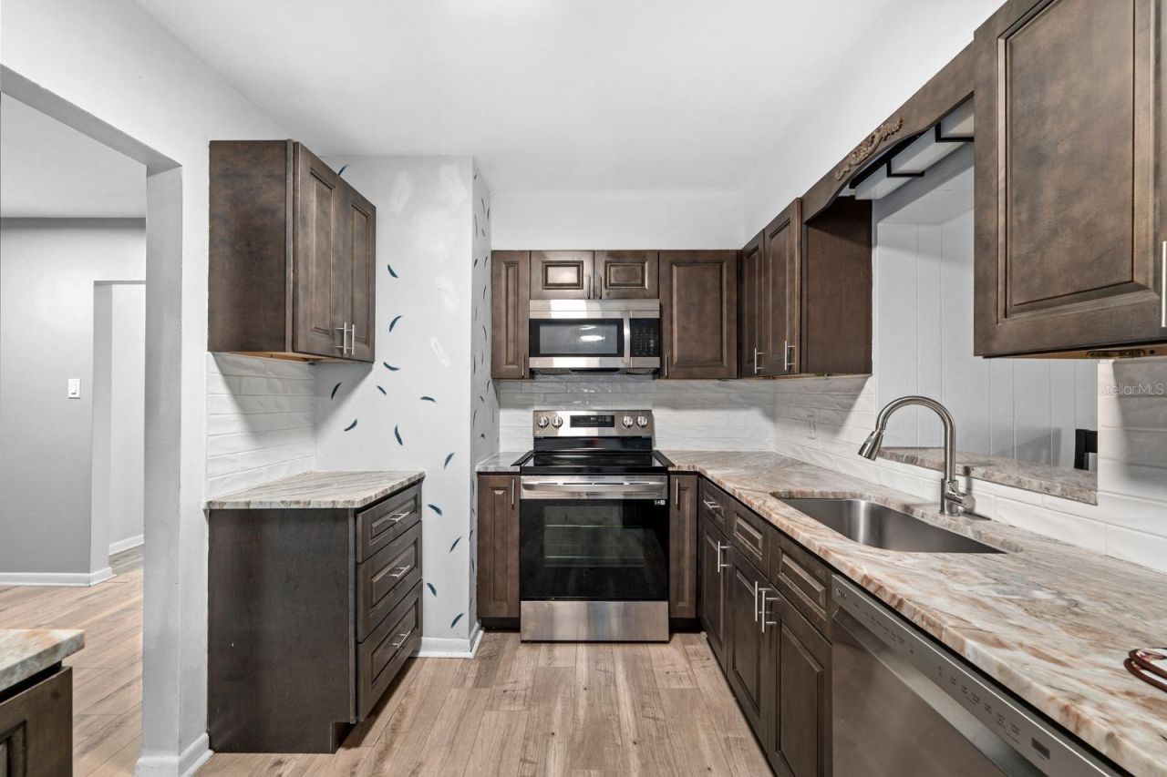 231 Morningside Loop , Valrico, FL 33594 Photo
