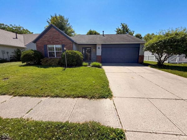 2709 Lucas Drive , Westfield, IN 46074
