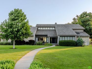 9520 Calvert Street, Lincoln, NE 68520