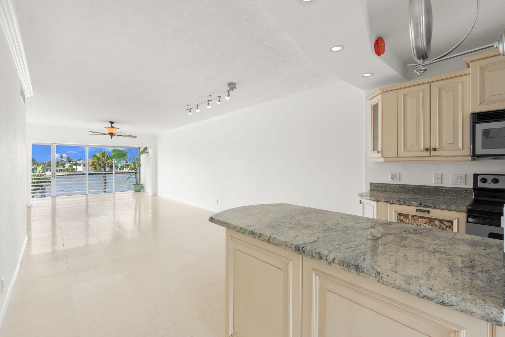 951 Spanish Circle, Unit 346, Delray Beach, FL 33483 Photo
