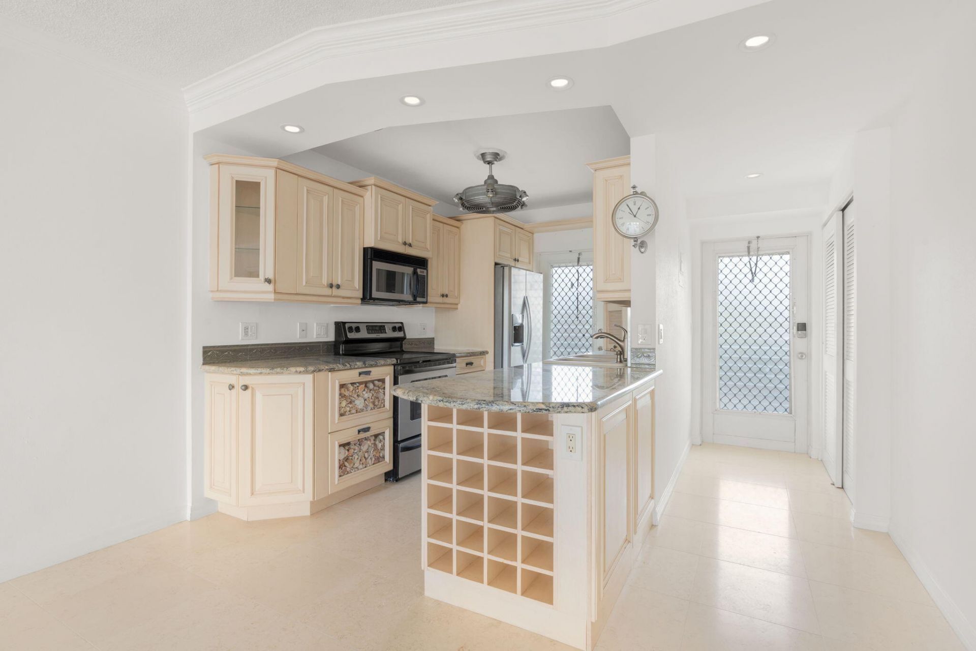951 Spanish Circle, Unit 346, Delray Beach, FL 33483 Photo