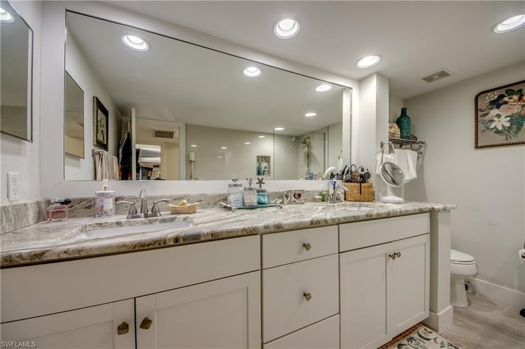 5213 Cedarbend Dr , Unit 4, Fort Myers, FL 33919 Photo